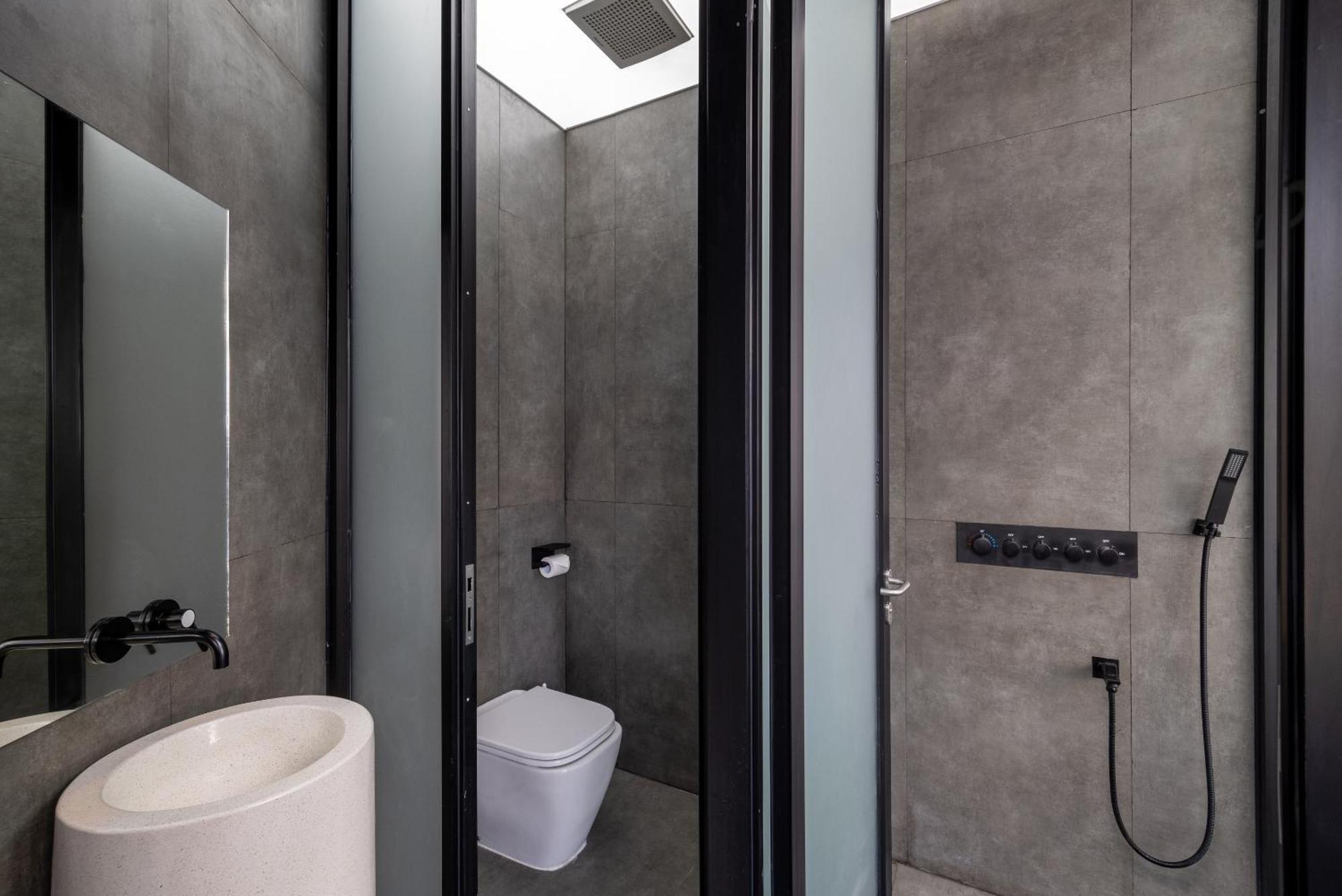 Alex Complex N2 * Canggu (Bali)